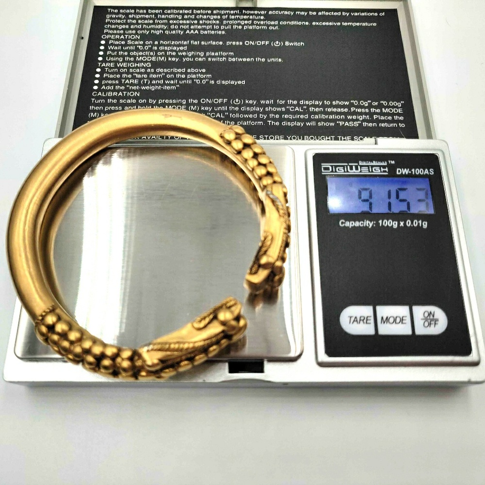 Metropolitan Museum Snake Head Bangle Gold Plate - Picture 8 of 8
